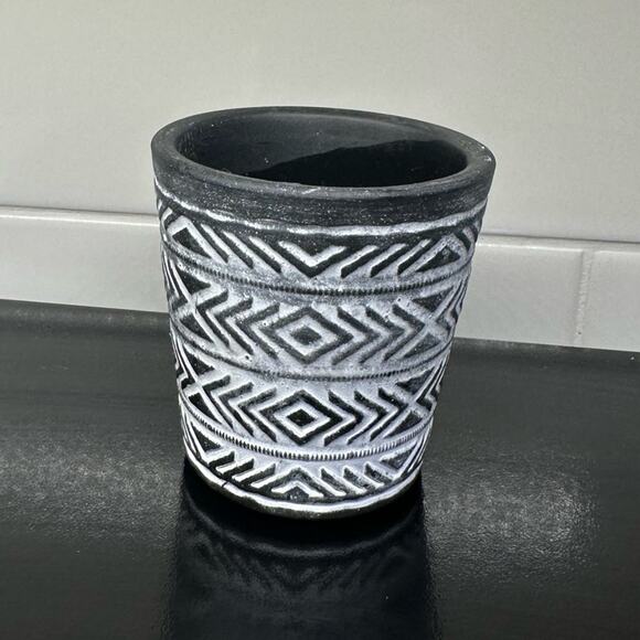 Candle Holder / Mini Flower Pot - Picture 2 of 9